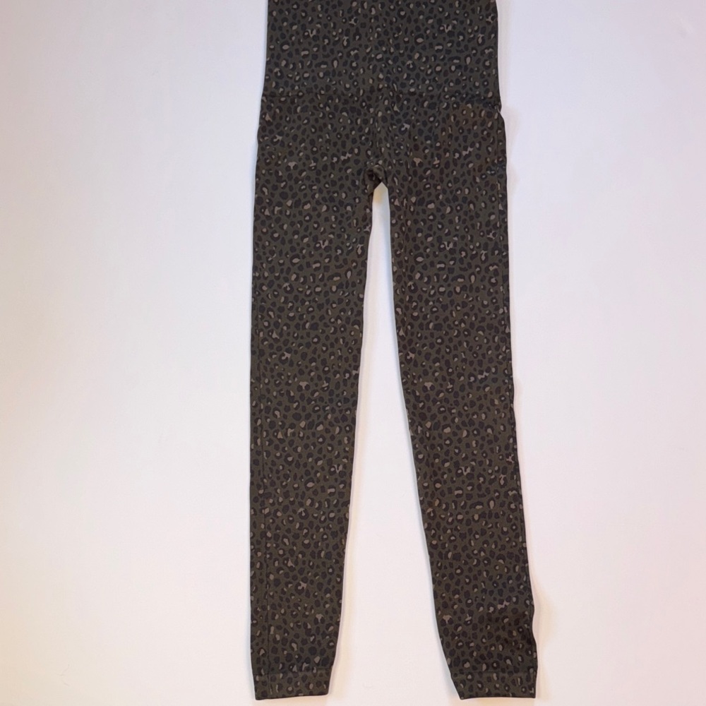 Spanx Look At Me Now Green Leopard Leggings Shaping High Rise